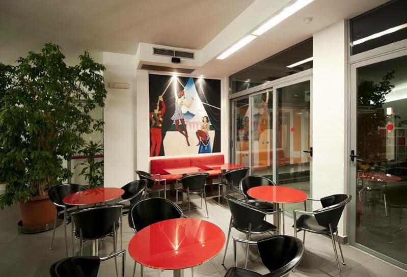 Hotel Domus Expo Parabiago Kültér fotó